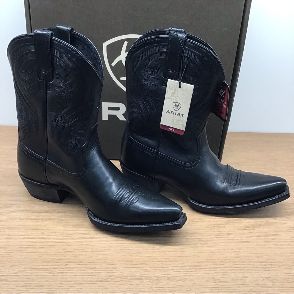 Ariat Willow Western Boots New in box - Picture 3 of 8
